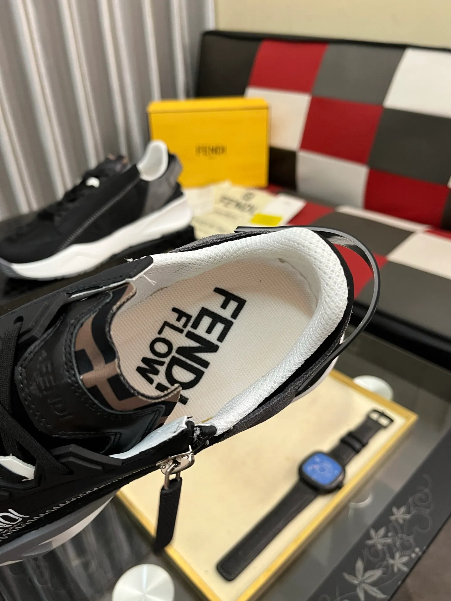Men's men's shoes 💰540⌚️⌚️ FEND* — Fendi Flow men's casual sneakers, with elastic straps, side zippers, and corrugated soles engraved with F. Embossed Fendi Flow lettering on the heel. Made of technical fabric and a mix of blue and genuine leather. Decorated with Lycra® details. FF graphic tongue. Ultra-light and wear-resistant EVA sole. Code number: 38-44